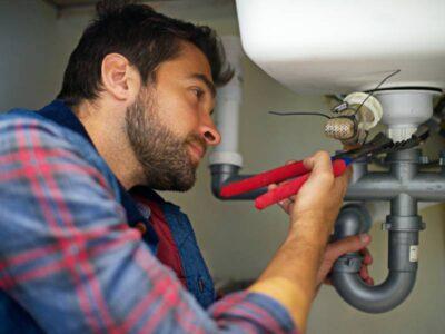 When Should I Call a Professional For a Plumbing Repair?